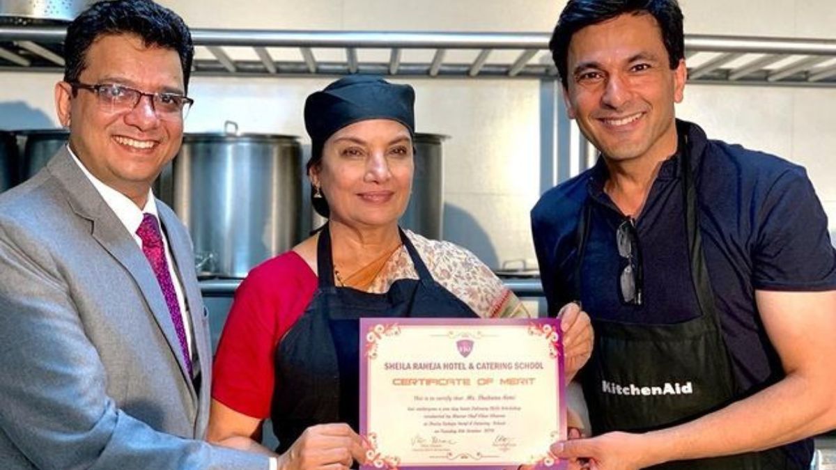 Shabana Azmi Receives Cooking Certificate From Raheja Institute; Vikas Khanna Is A Proud Teacher!