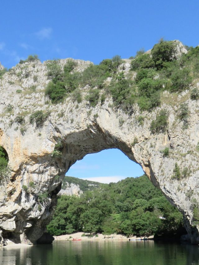 5 World’s Largest Natural Arches To Marvel At