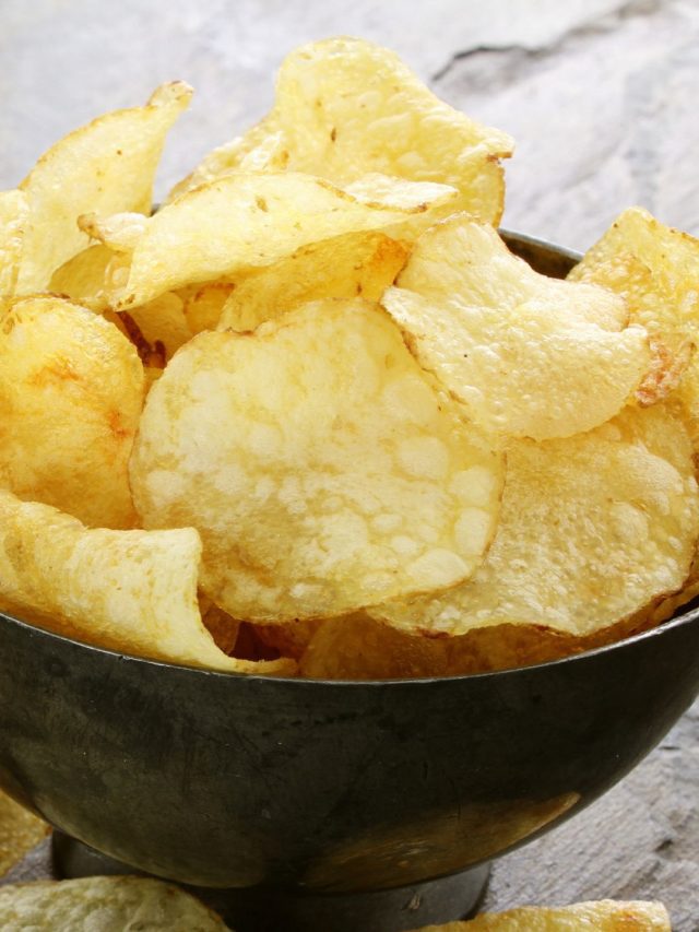 6 Types Of Indian Chips That Are Better Than Nachos & Lays!