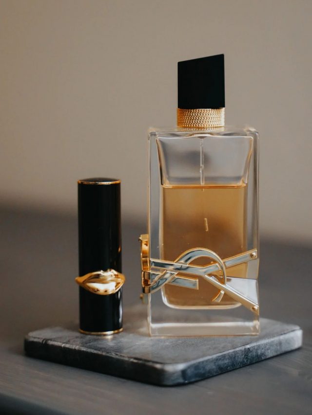 Smell Like A British Royal With These 5 Perfumes They Use