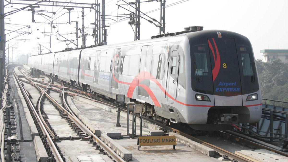 Delhiites Can Now Reach IGI Airport In Just 16 Mins With Airport Express Running At 110 KMPH