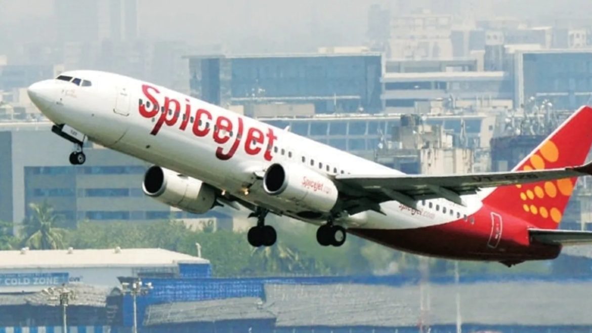 Pune-Dubai SpiceJet Flight Gets Delayed By Over 10 Hrs; Causes Chaos In The Airport