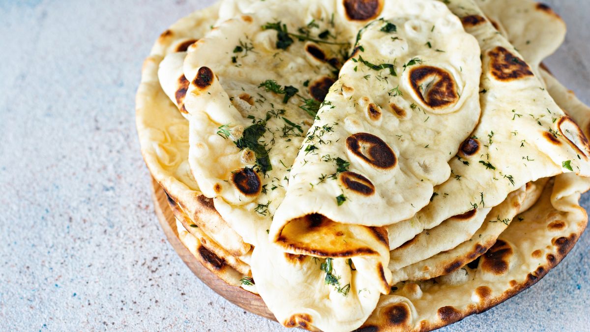 Butter Garlic Naan Is 2nd Best Flatbread In The World; 7 More Indian Breads Make To The Top 50