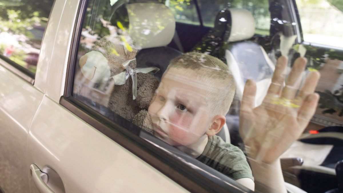 Child in car UAE