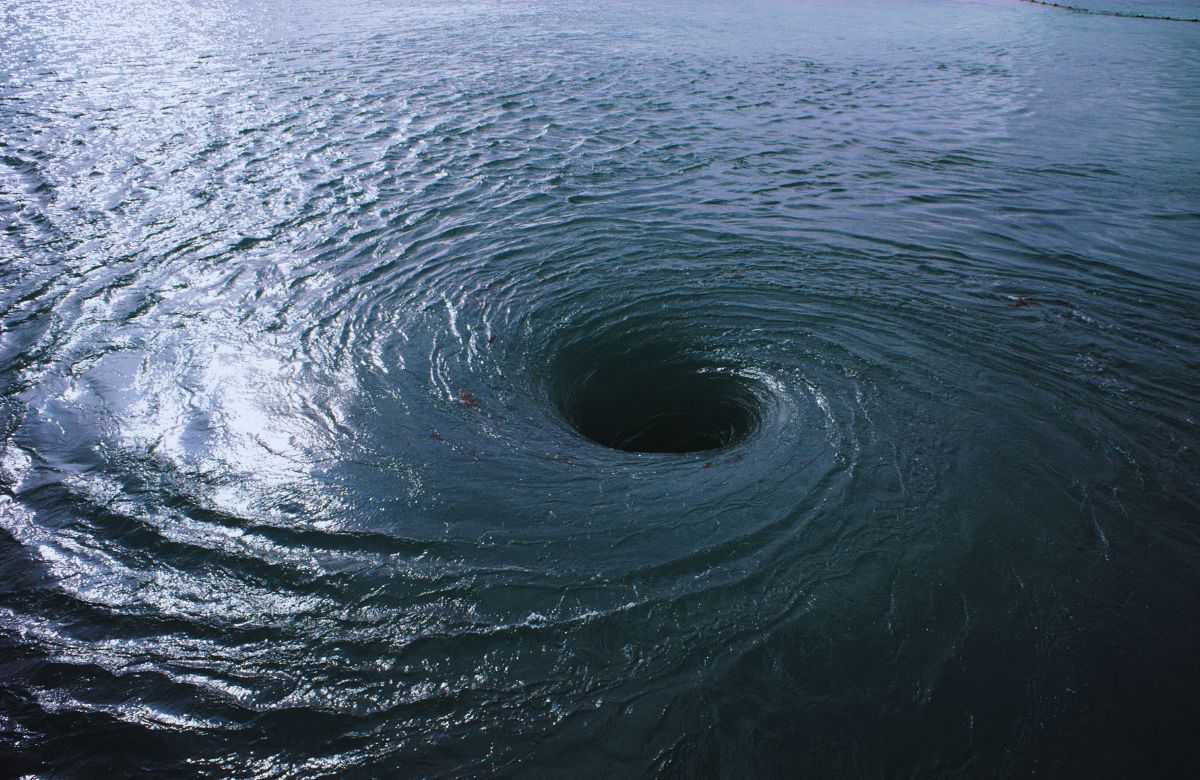 What Is This Mysterious Gravity Hole In The Indian Ocean? IISC Scientists Reveal The Reason