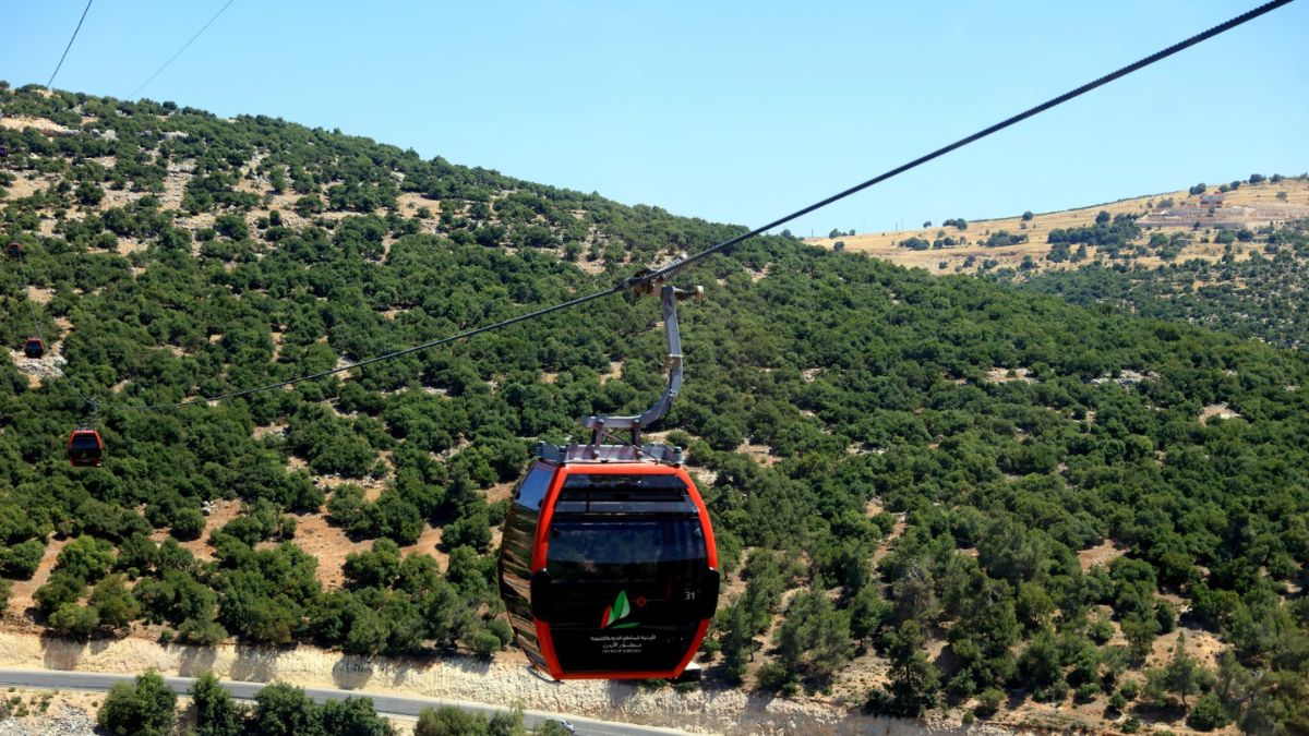 There’s A New Cable Car In Jordan That Offers A Panoramic View Of The Northern Jordan Forest!