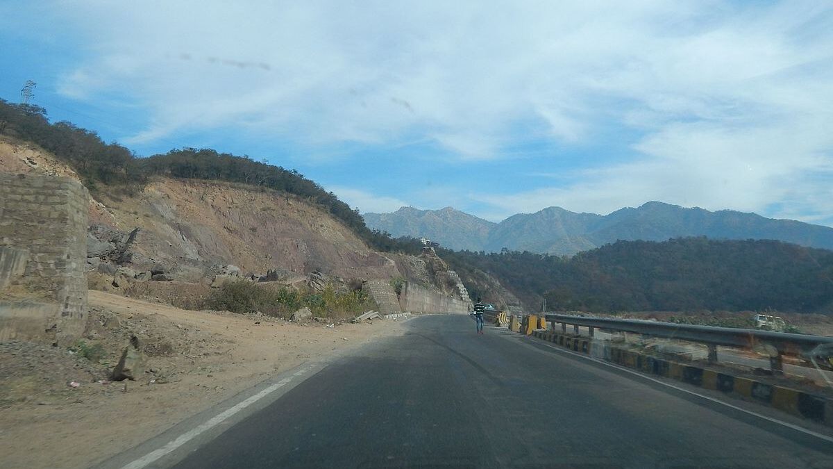 Shimla-Chandigarh highway