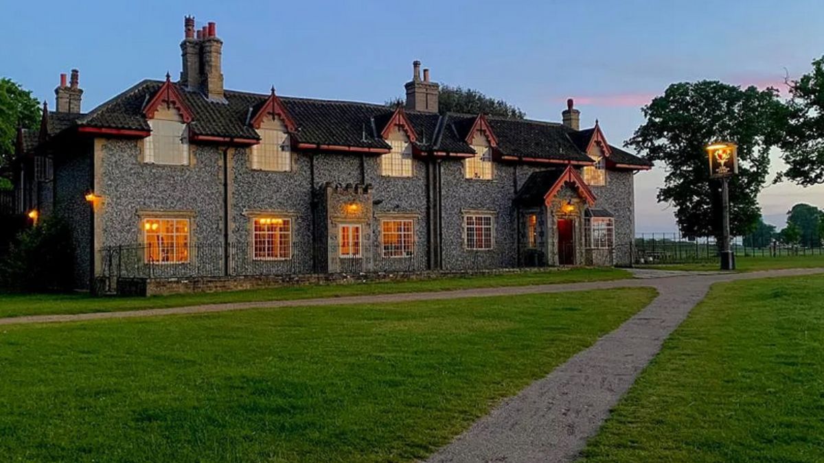 These Are The Most Picturesque Country Pubs In The UK And No 1 Is…