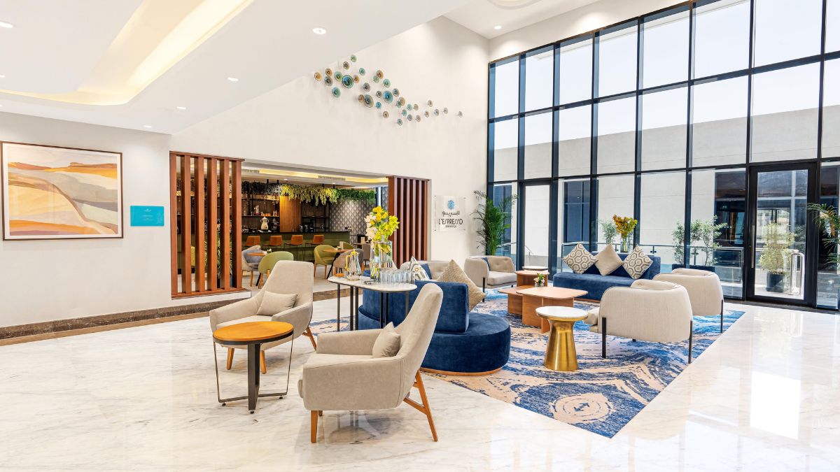 For The First Time, Holiday Inn Is Bringing Its Open Lobby Concept To The Middle East