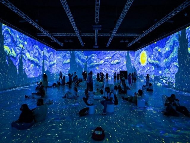 【激レア】VAN GOGH'S IMAGINARY MUSEUM Van-Gogh-360°-640x480.jpg