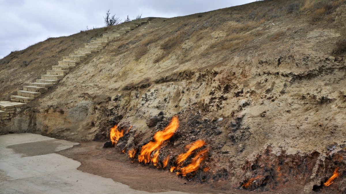 Azerbaijan’s Flaming Mountain Has Been Burning For Thousands Of Years; Here’s All About It