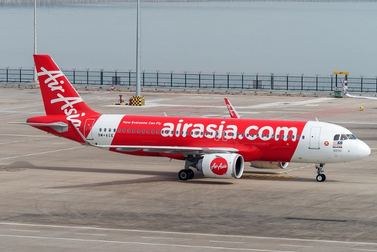 airasia flight karnataka governor