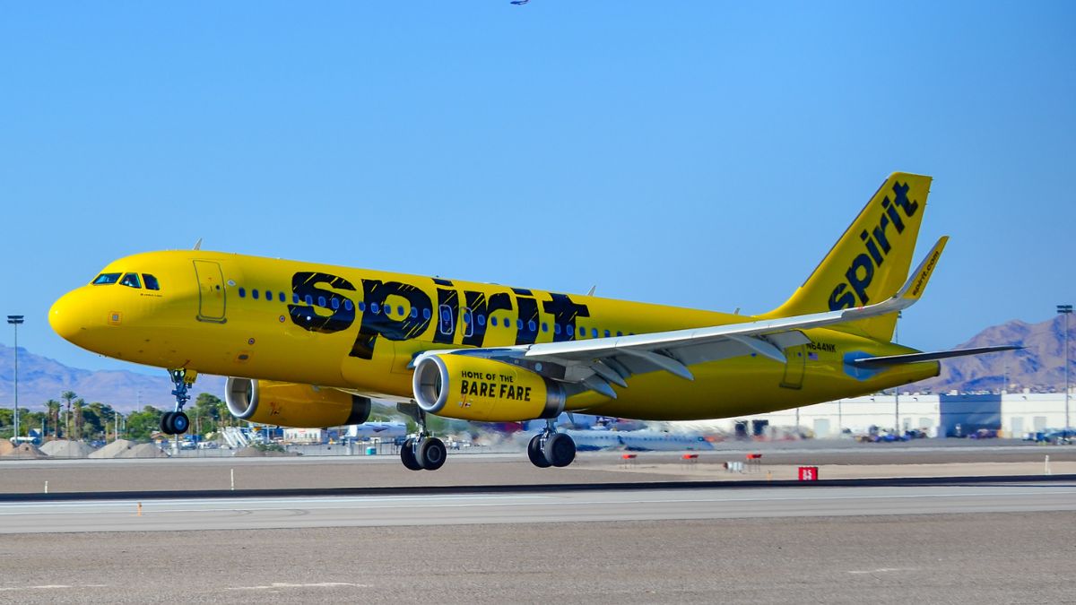 “Your Pee Smells Disgusting,” Spirit Airlines Crew Member To Woman Who Peed On The Plane Floor