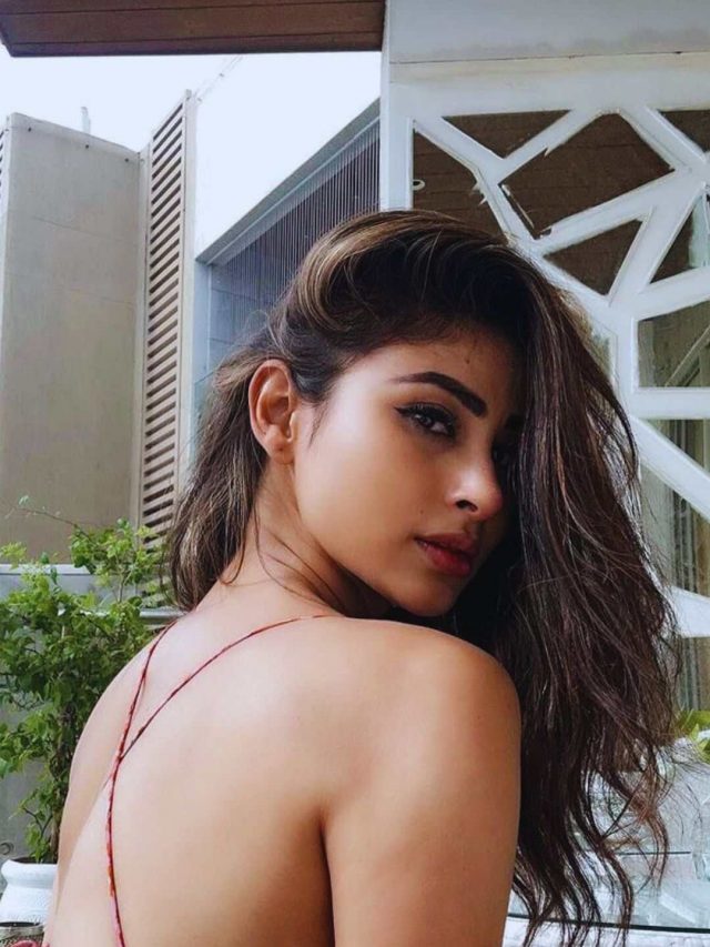 Mouni Roy