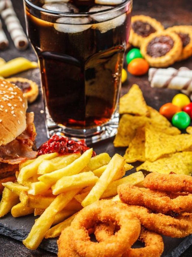 Vanilla Shake, Nuggets & More, These Are The Unhealthiest Fast Food Items You Can Order!