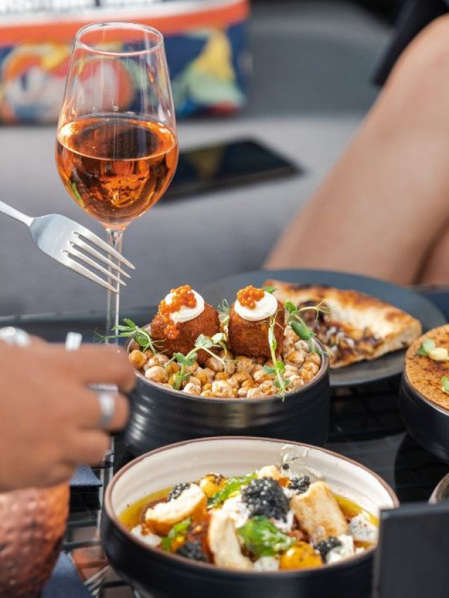 8 Benefits Of Eating Dinner Early