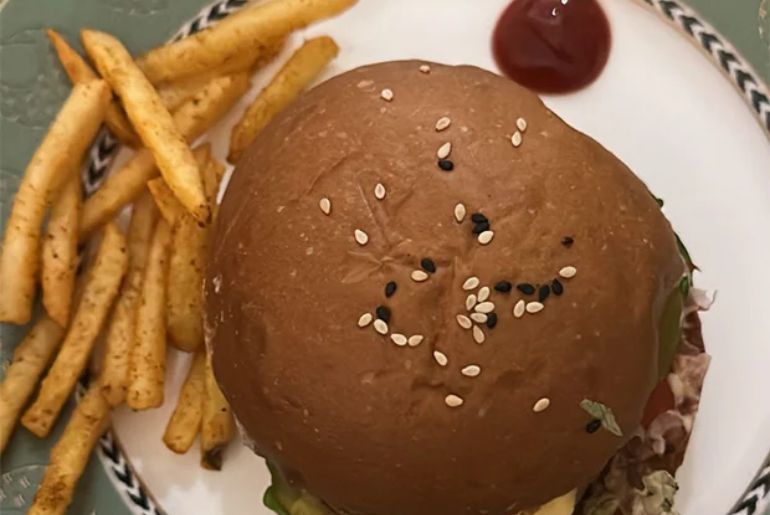 Masaba Gupta, Burger Fries