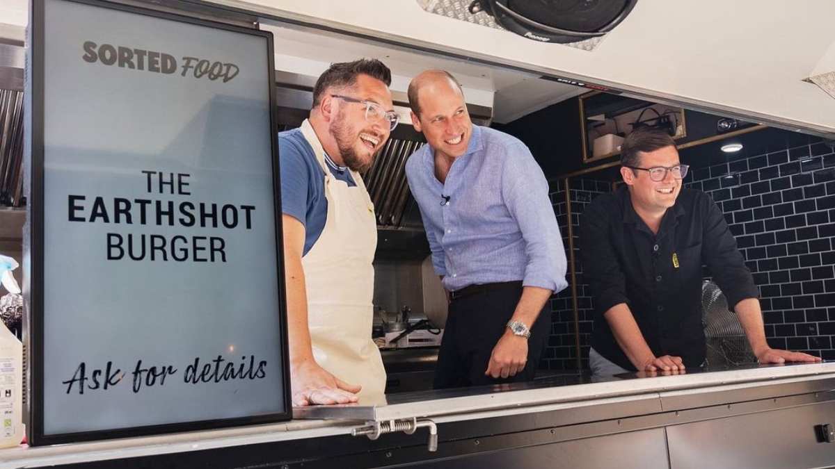 Royal Surprise! Prince William Serves Earthshot Burgers From A Food Truck In London
