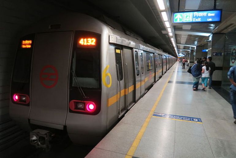 Yamuna, Delhi Metro, Railways 