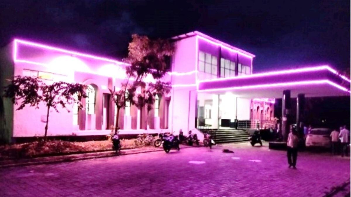 CR: Maharashtra’s New Amravati Station Becomes A Pink Station; Run By Women Only Staff