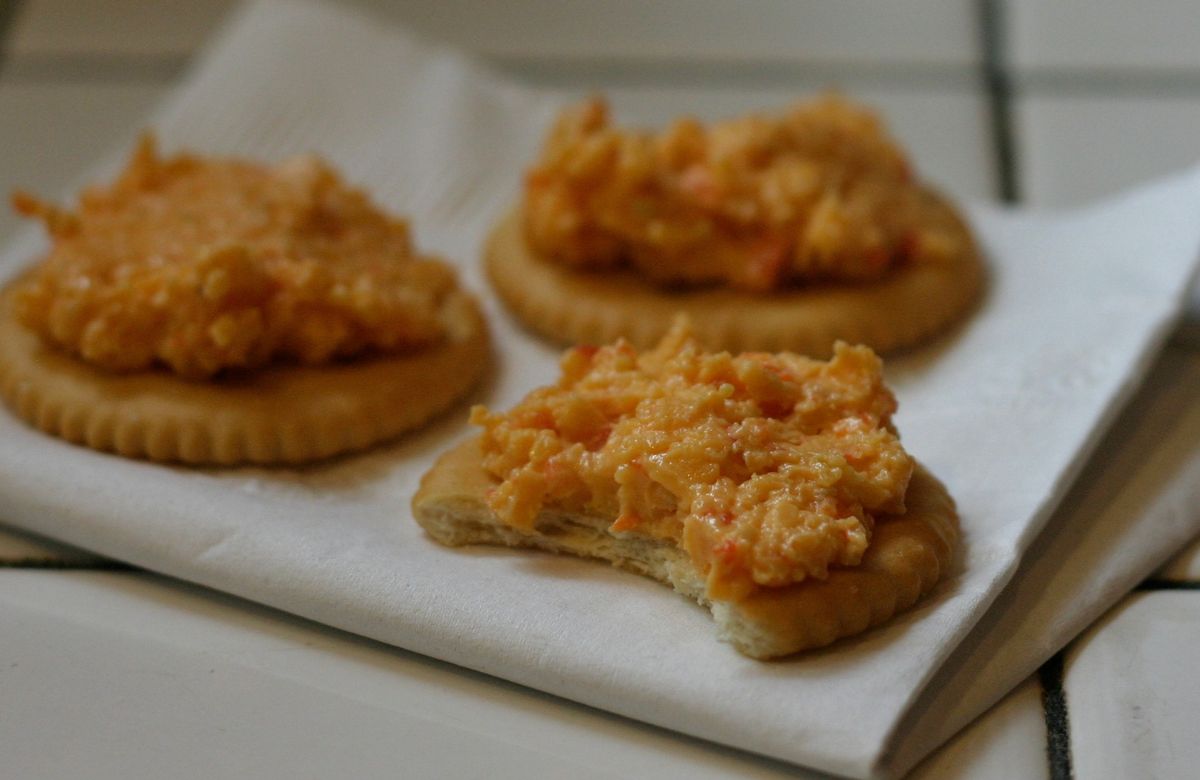 What Is Pimento Cheese, A 3-Ingredient Viral Delight? Here’s How You Can Make This At Home Itself!