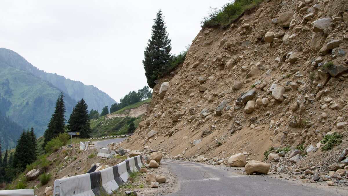 Himachal Pradesh: Landslide On Kalka-Shimla Road Causes Distress To Tourism Industry