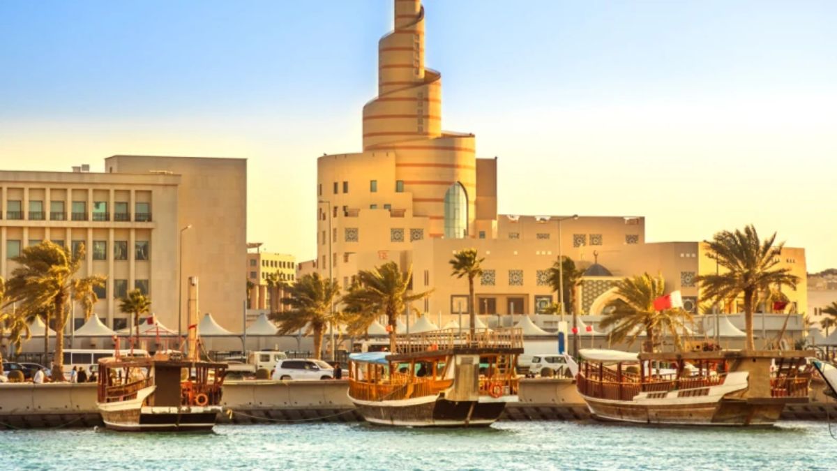Layover At Doha Airport? Well, Go On This 3 Hour Guided Tour, See Attractions And More