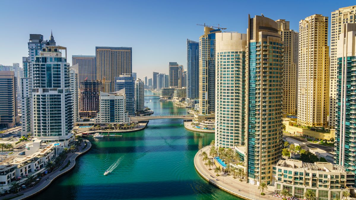 Sustainable 2030: Dubai Aims To Use 100%  Recycled Water & Boost Green Practices