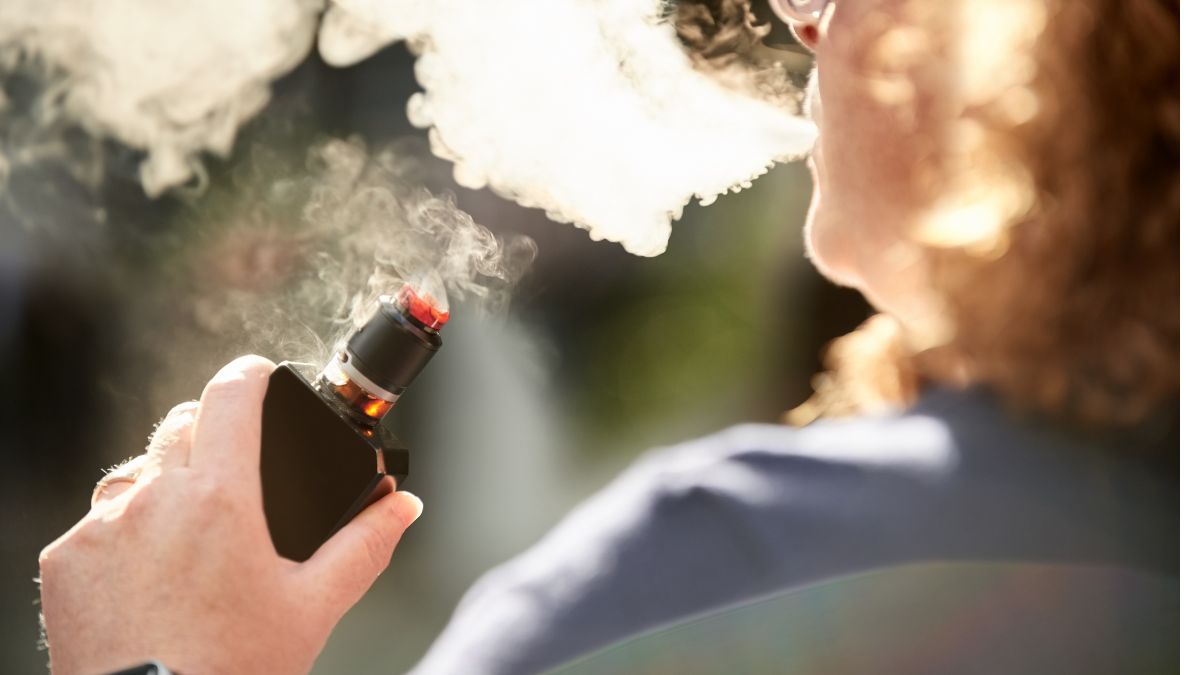 School Students In The UAE Are Increasingly Turning To Vaping, Say Experts; Here’s All About It
