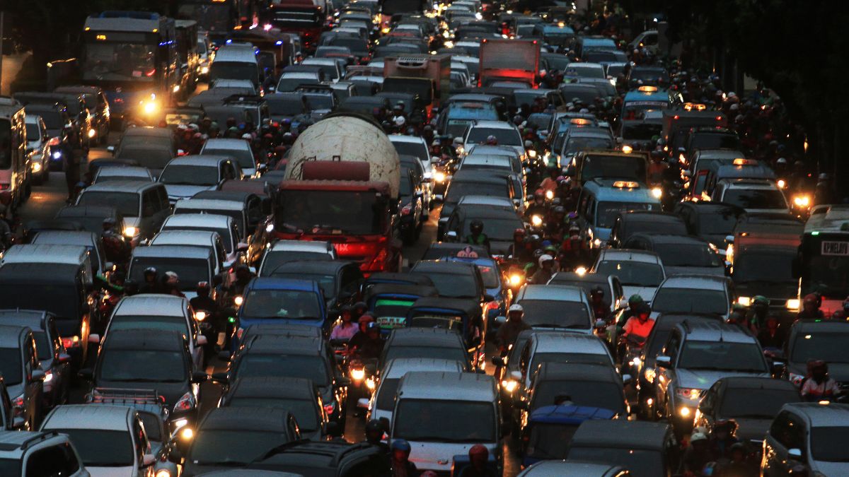 How Did Bangalore’s Infamous Traffic Jams Lead To Losses Of ₹19,725 Crores? Study Finds Out