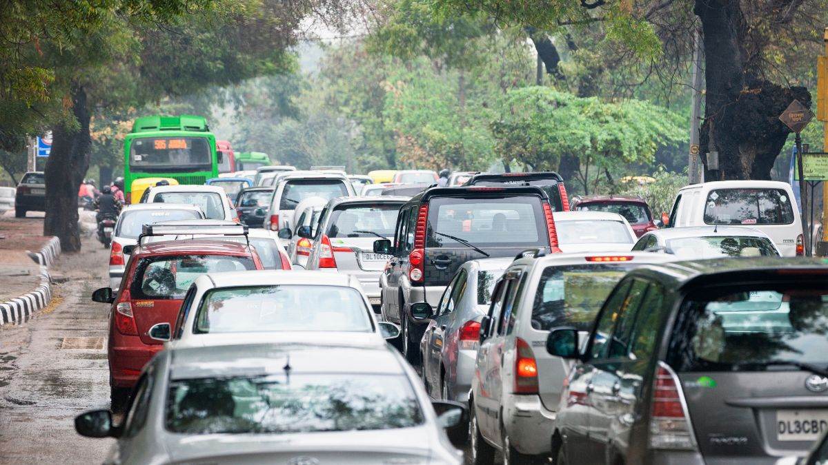 Traffic Congestion Becomes Common Sight In Coimbatore After U-Turn Systems Replace Signals