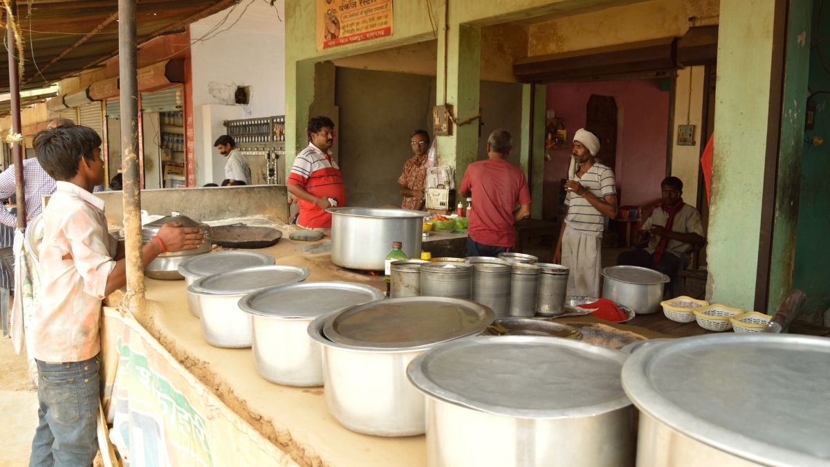 Ludhiana: Worm Found In Veg Biryani Served At Dhaba Near Ghanta Ghar; Food Safety Dept Informed