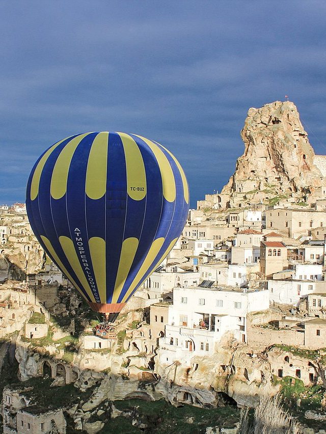 Cappadocia balloon trip, Ortahisar Castle