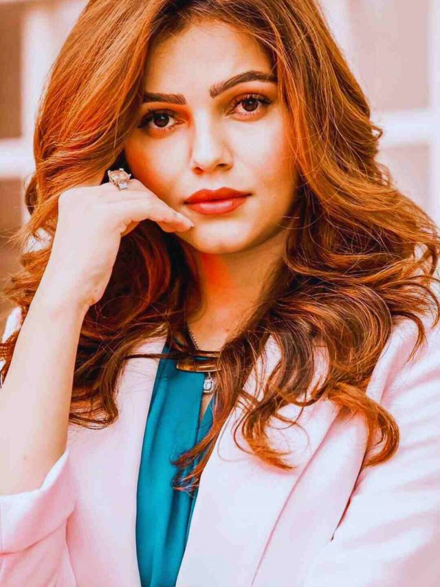 Rubina Dilaik photo