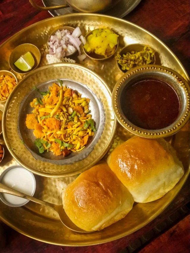 6 Restaurants In Delhi That Serve Delicious Maharashtrian Food!