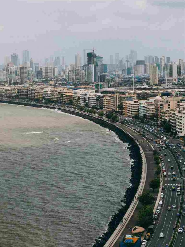 7 Interesting Facts About Mumbai's Marine Drive
