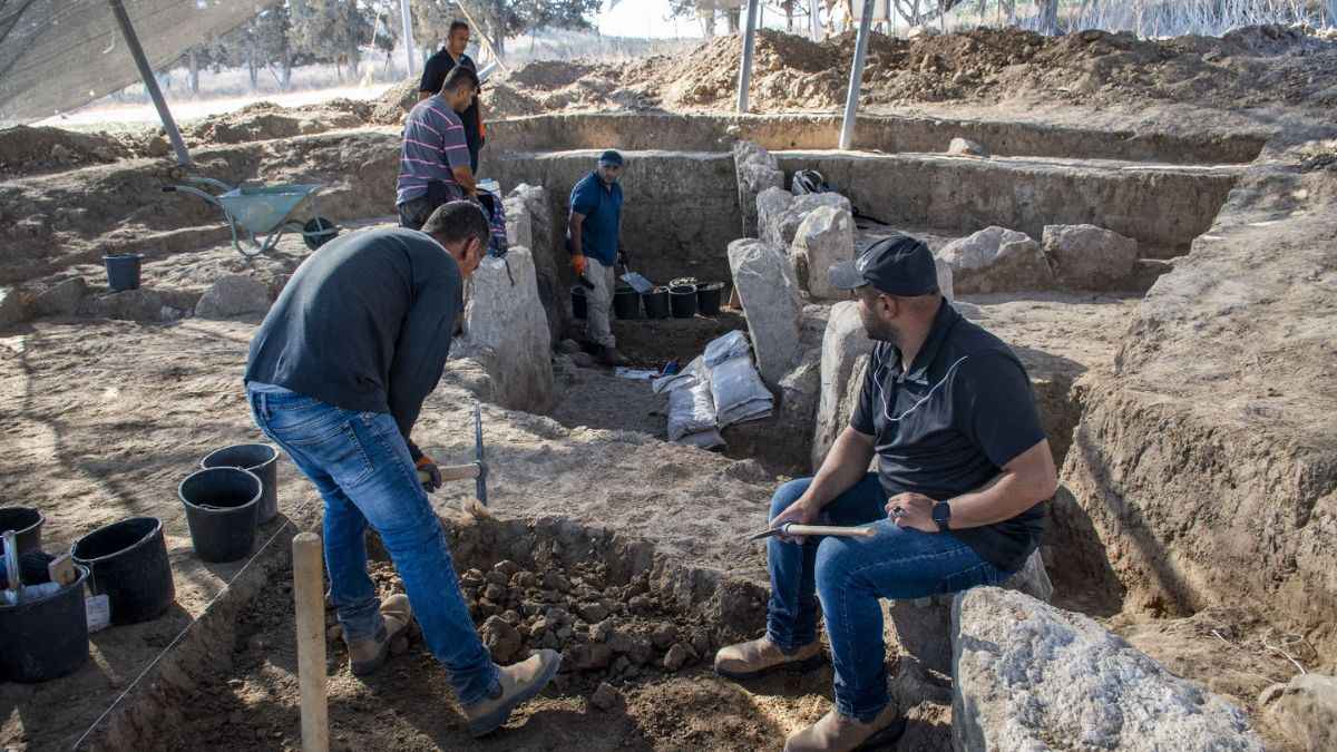 Israel Archaeologists Discovered 5,500-Year-Old Gate; Tagged As The Oldest Structure Ever Found