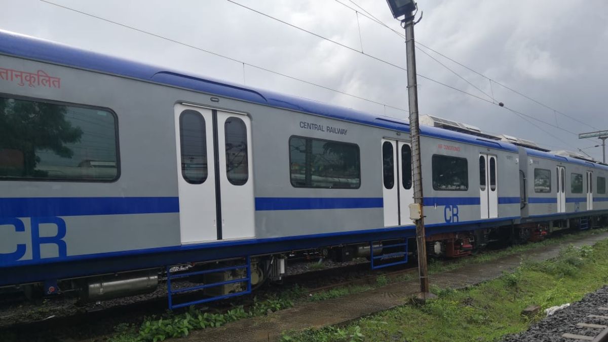 mumbai local ac train