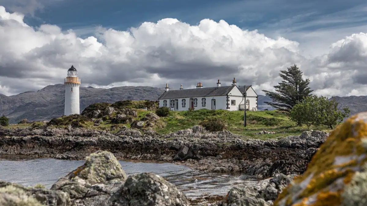 You Can Rent An Entire Island With Lighthouse On Airbnb In Scotland’s Skye And Live The Dream Life