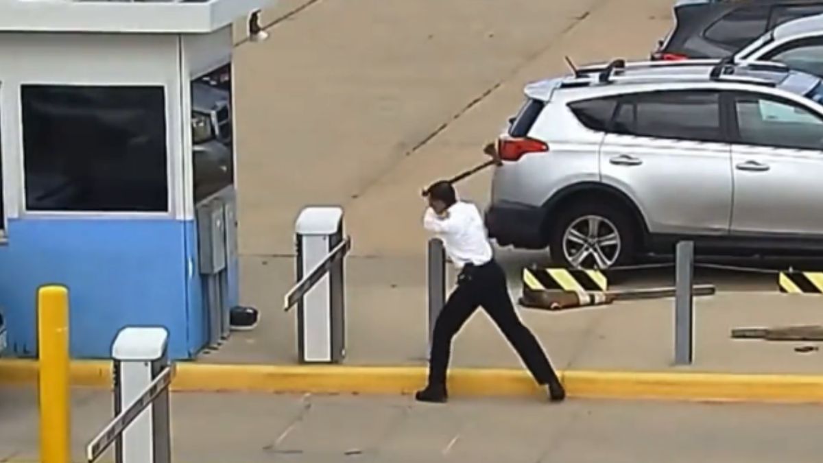 United Airlines Pilot Hits Parking Lot Barrier 23 Times With An Axe! Damage Costs…