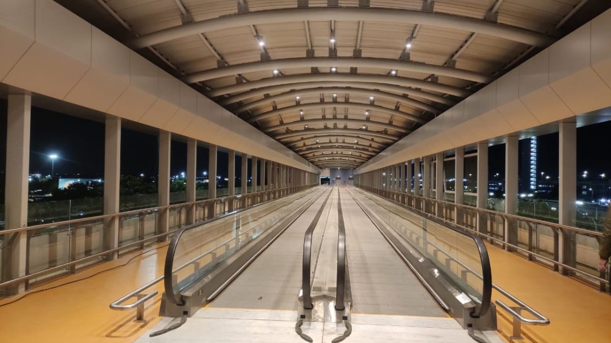 Bengaluru Airport Inaugurates New Elevated Walkway; Connects Terminal 1 To P4 Parking