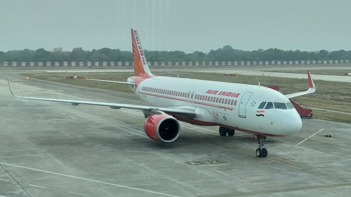 Air India: Flight Suffered Tech Glitch At Mumbai Airport; 250 Passengers Waited Inside For 3 Hr