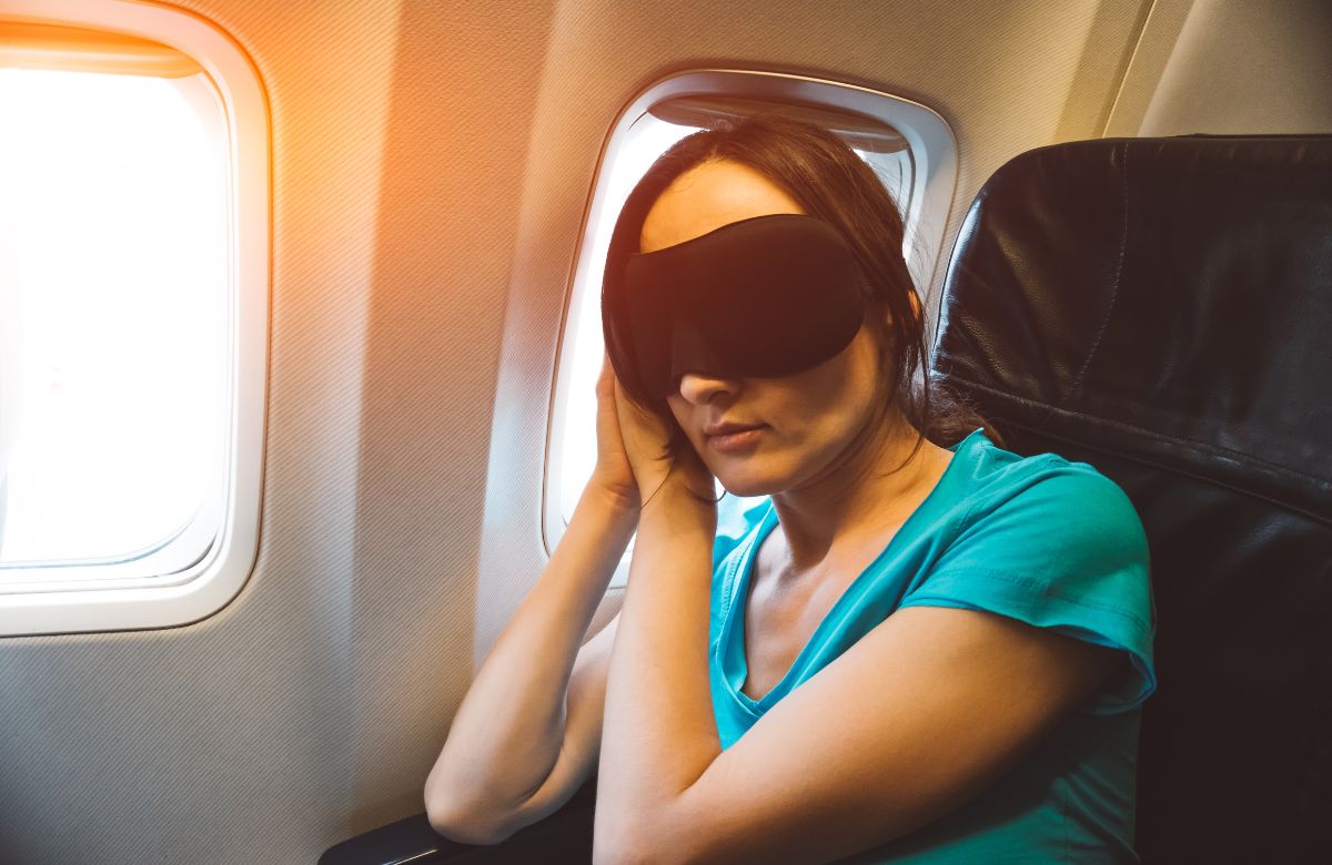 Is It Possible To Get A Goodnight’s Sleep At 36,000 Ft? 6 Ways On How To Sleep Well On A Flight
