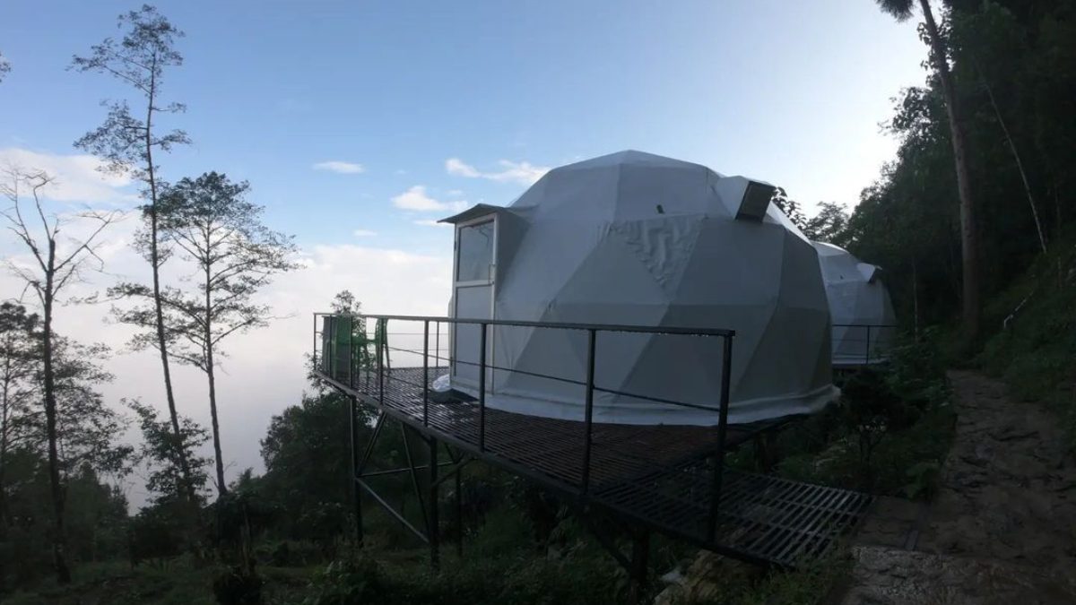 Say Hello To Mt. Kanchenjunga From Your Dome-Shaped Room At Bengal’s 1st Geodesic Dome Retreat