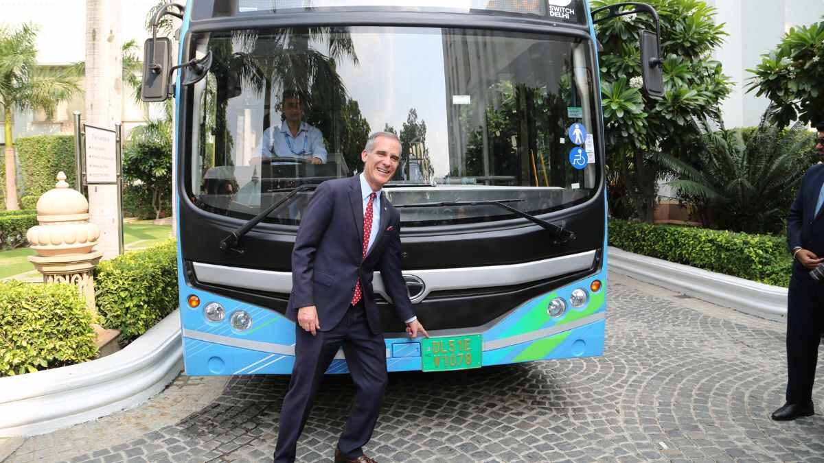 India Along With US Set To Introduce 10,000 Electric Buses In India