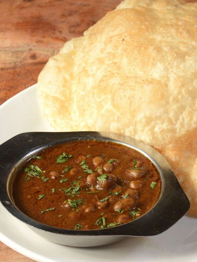 chole bhature 6_11zon