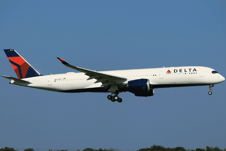 delta flight passenger suffers from diarrhoea