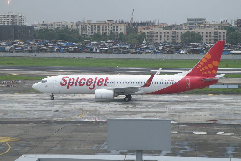 spicejet flight from pondicherry to hyderabad and bangalore