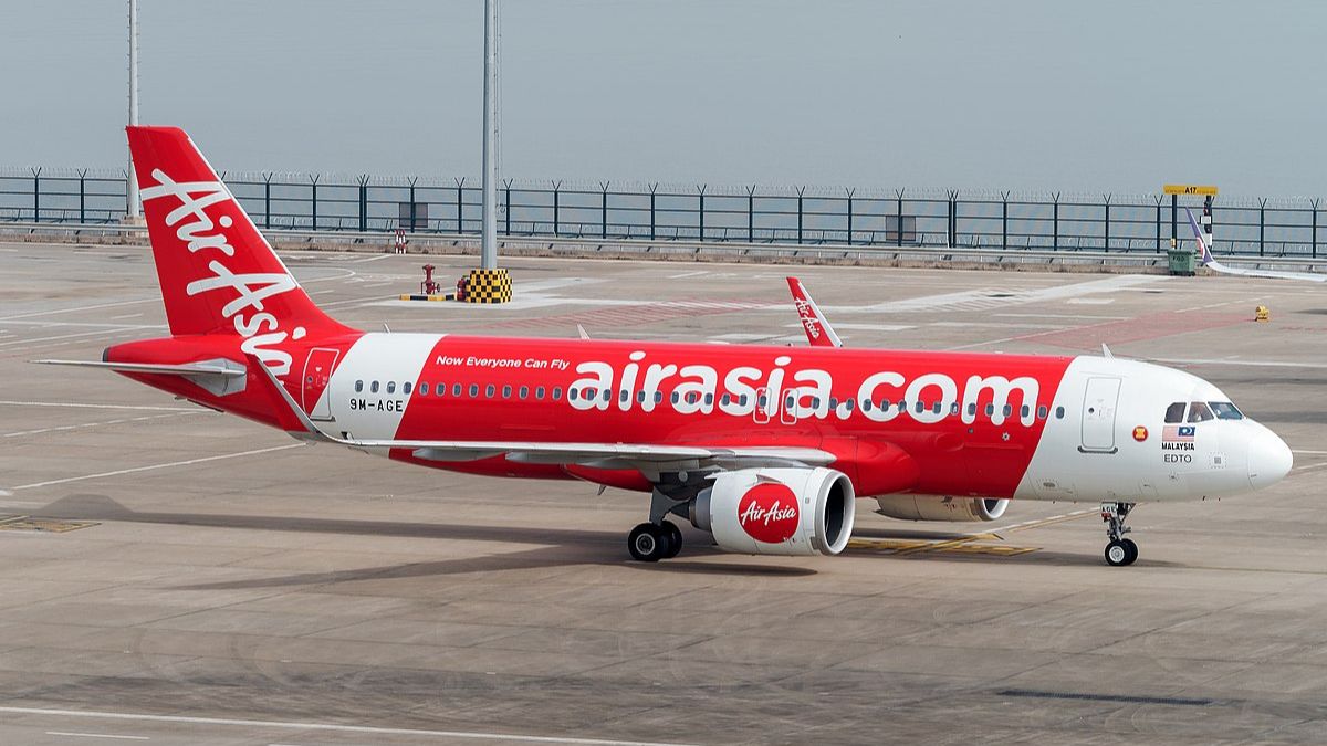 AirAsia pune kolkata flight