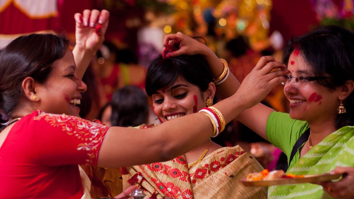 Dhaak Beats, Ulu Dhoni And Durga Maa! But What Is Sindoor Khela And Why Is It Celebrated?